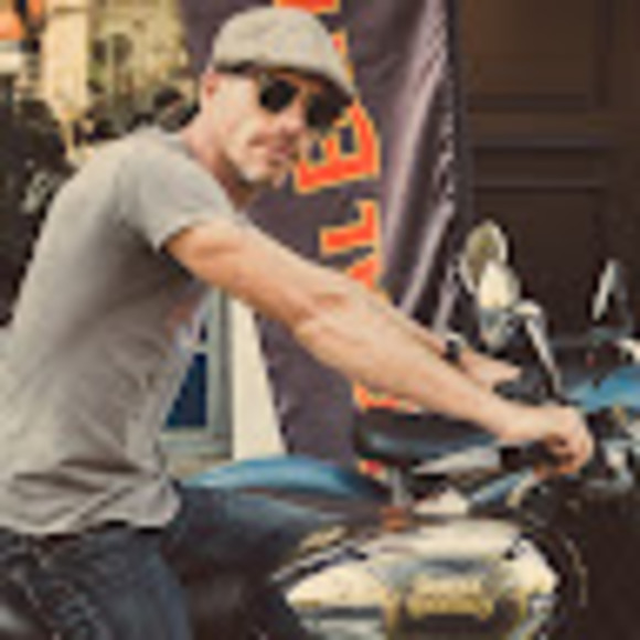 Meet your Posher, Matt - Picture 1 of 1